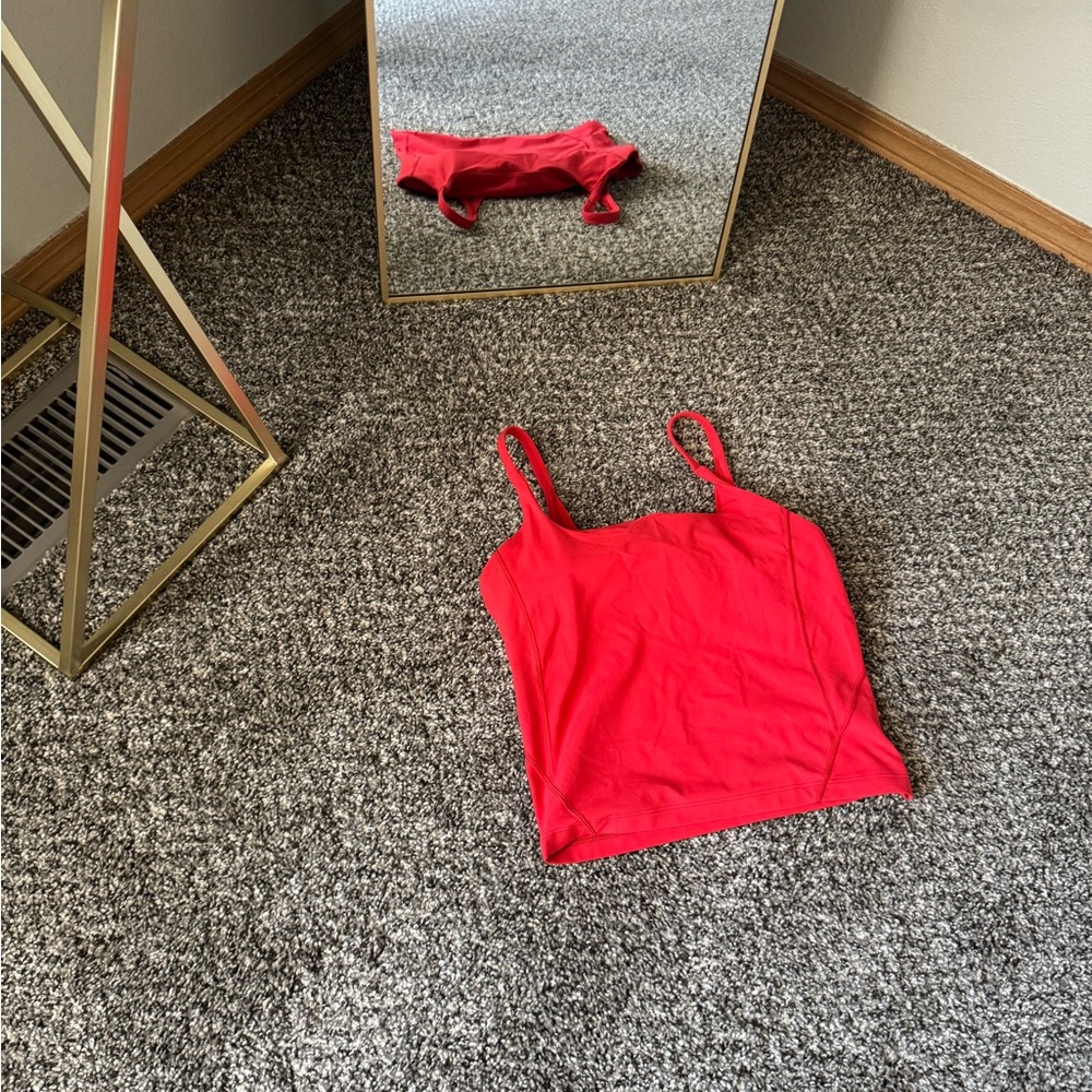 Lululemon top